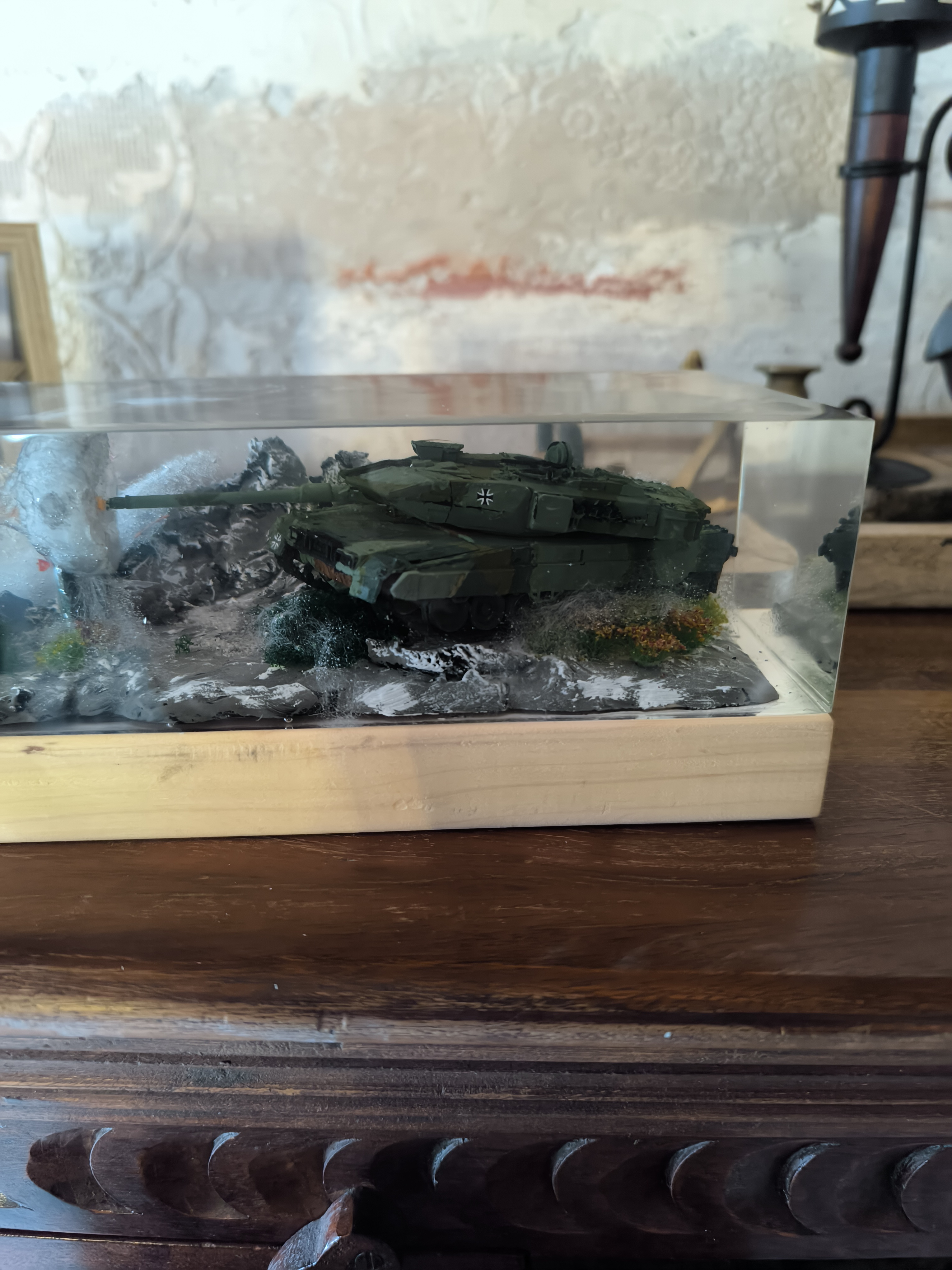 Leopard 2 Displaymodell - Handgefertigtes Schaustück